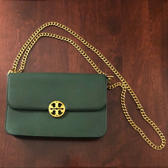 Tory Burch Handbags - NWOT Tory Burch Chelsea Convertible Shoulder Bag